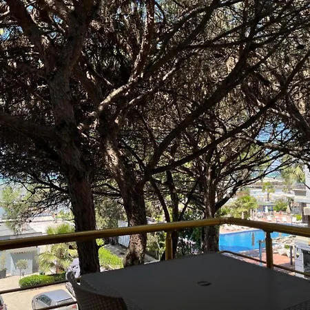 Sea View Apartment, Golem, Mali I Robit شقة غوليم