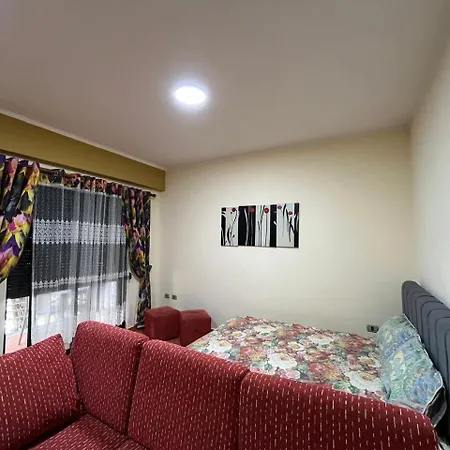 Sea View Apartment, Golem, Mali I Robit *